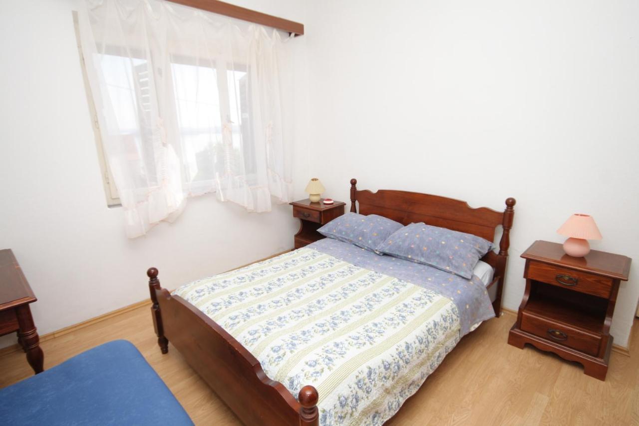 Apartments With A Parking Space Savar, Dugi Otok - 8127 Bagian luar foto