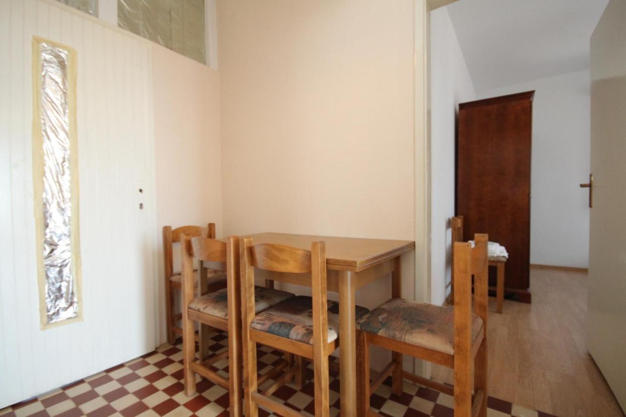 Apartments With A Parking Space Savar, Dugi Otok - 8127 Bagian luar foto